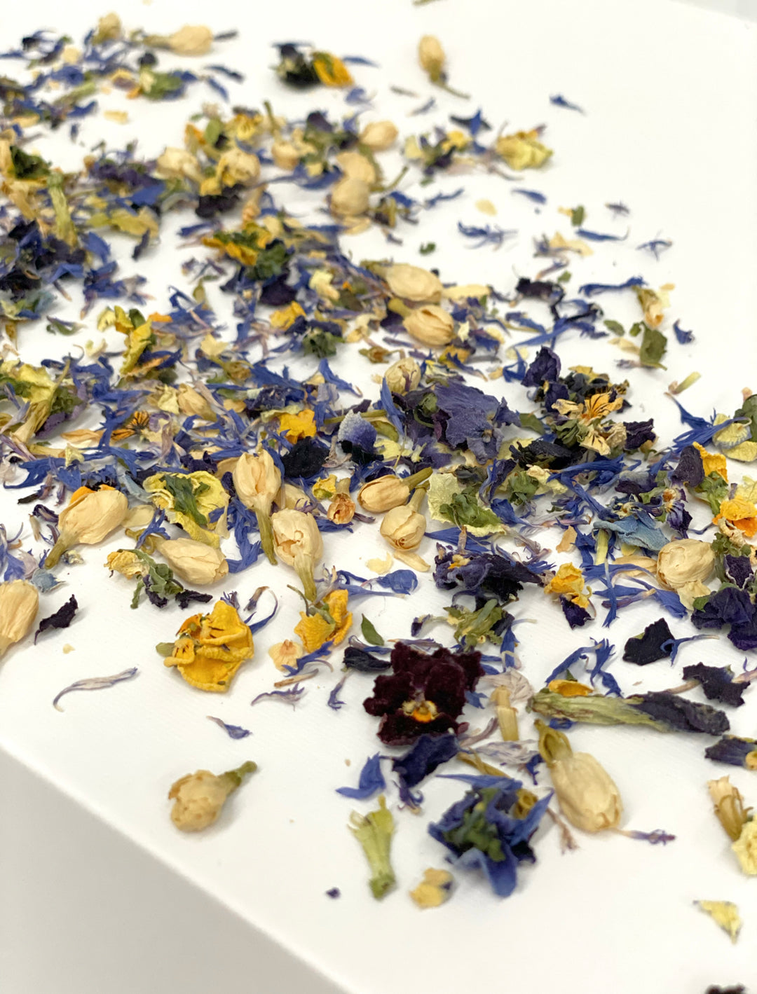 Edible Flower Sprinkles - Winter Posies